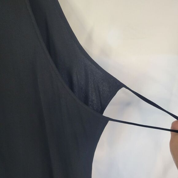 Louise Kennedy Elegant Black Sleeveless Wrap-Around Dress - Picture 7 of 14